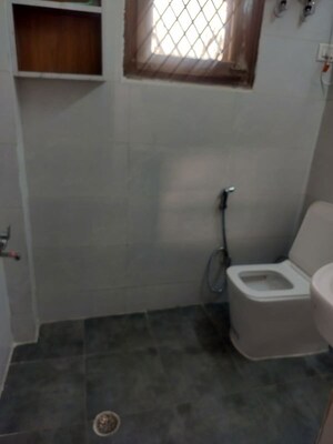 Bathroom in 3.5 BHK Villa at Sector 46 – for Rent