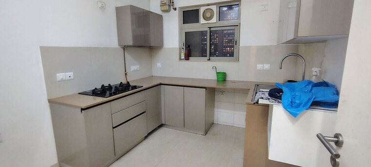 Kitchen, hiranandani-estate 3 Bedroom 1100 Sq.Ft. Apartment In Ghodbunder Road Thane 10605945