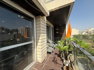 Balcony in 3 BHK Builder Floor at The Images Floors, Sector 51 – for Rent