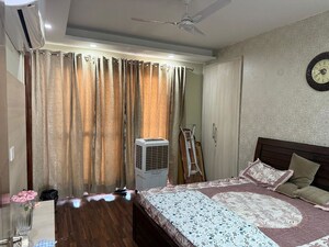 Bedroom in 3 BHK Builder Floor at The Images Floors, Sector 51 – for Rent