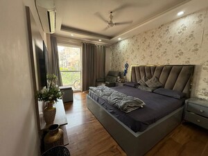 Bedroom in 3 BHK Builder Floor at The Images Floors, Sector 51 – for Rent