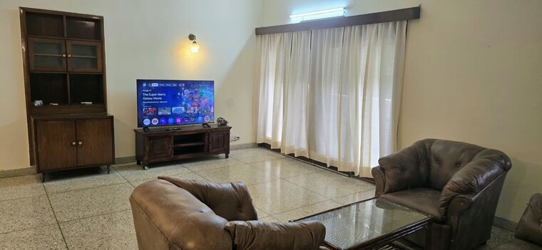 Living Room, vasant vihar 2 Bedroom 1200 Sq.Ft. Builder Floor In Vasant Vihar Delhi 10605959