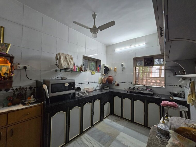 Kitchen, andheri west 2 Bedroom 800 Sq.Ft. Apartment In Andheri West Mumbai 10605968