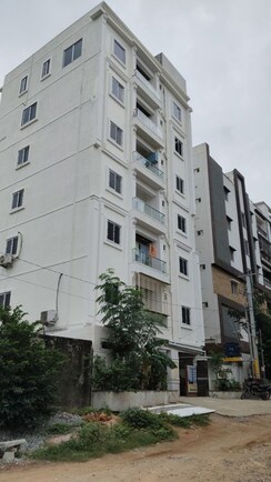 2 BHK + Prayer Room,Servant Room,Study Room,Extra Room,Basement,Store Room Apartment For Sale in KMR Estates