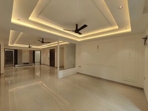 4 BHK Builder Floor For Rent in Green Fields Colony