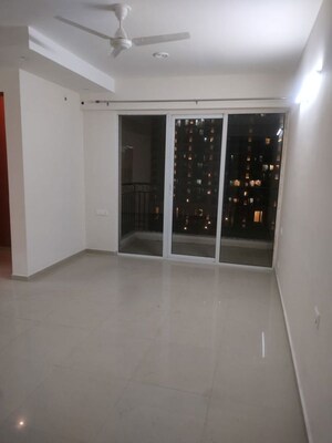 2 BHK Apartment For Rent in Prateek Grand City, Siddharth Vihar