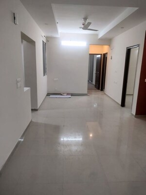 Room in 2 BHK Apartment at Prateek Grand City, Siddharth Vihar – for Rent