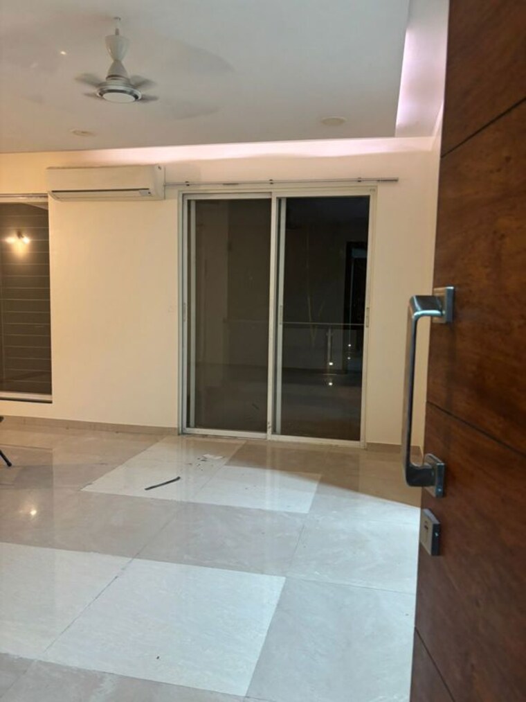Room, erandwane 4 Bedroom 2500 Sq.Ft. Apartment In Erandwane Pune 10606002