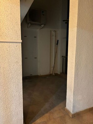Building Lobby in 4 BHK Apartment at Erandwane – for Rent
