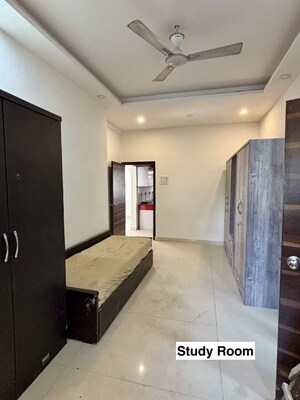 Building Lobby in 4 BHK Apartment at Chintamani Trimurti, Law College Road – for Rent