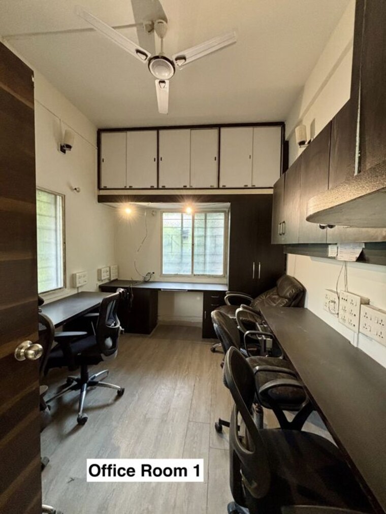 Kitchen, chintamani-trimurti 4 Bedroom 2500 Sq.Ft. Apartment In Law College Road Pune 10606032