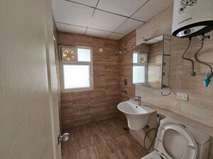Bathroom in 2.5 BHK Apartment at Shree Vardhman Victoria, Sector 70 – for Rent