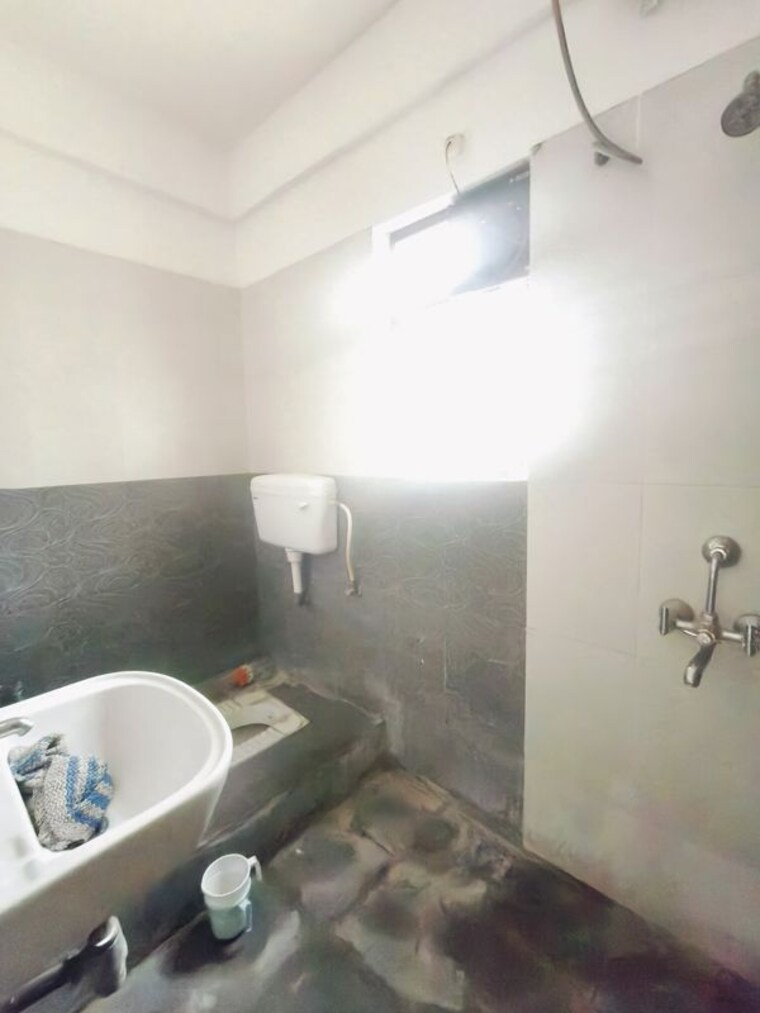 Bathroom, kolte-patil-margosa-heights 2 Bedroom 1050 Sq.Ft. Apartment In Mohammadwadi Pune 10606257