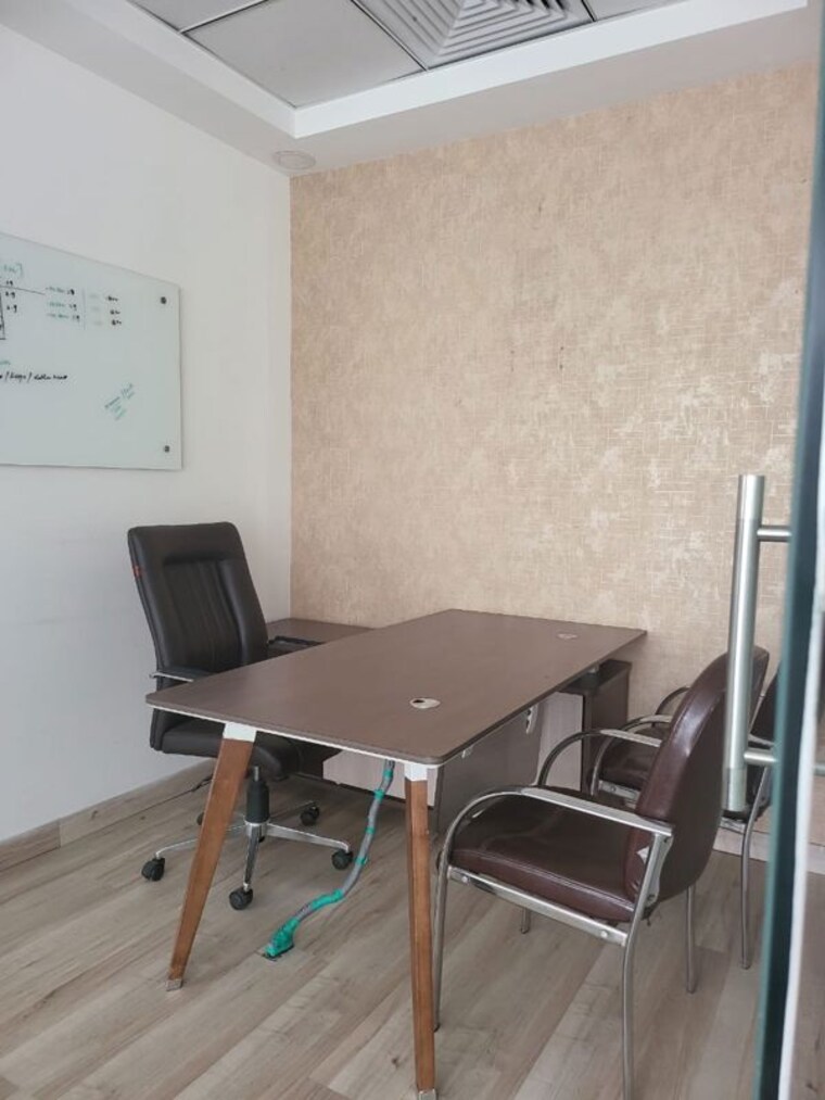 Team Area, m3m-urbana Commercial Office Space 1050 Sq.Ft. In Sector 67 Gurgaon 10606248