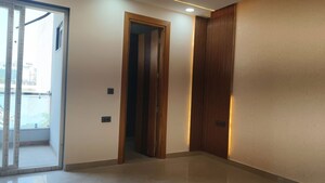 Room in 3 BHK Apartment at BPTP Park Grandeura, Sector 82 – for Rent