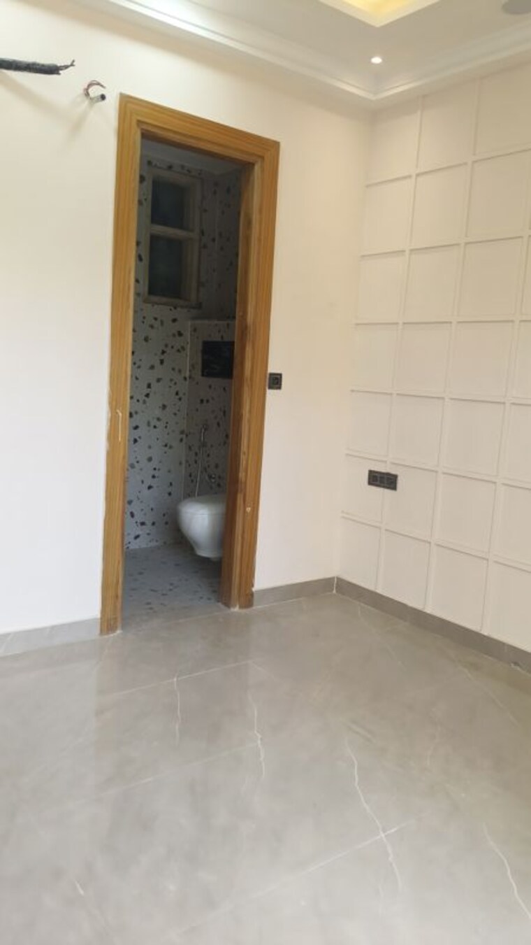 Bathroom, bptp-park-grandeura 3 Bedroom 2032 Sq.Ft. Apartment In Sector 82 Faridabad 10606263