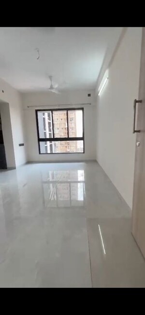 2 BHK Apartment For Rent in Paradigm Antalya, Oshiwara