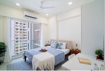 2 BHK Apartment For Rent in Rustomjee Seasons Bandra East in Bandra East, Mumbai