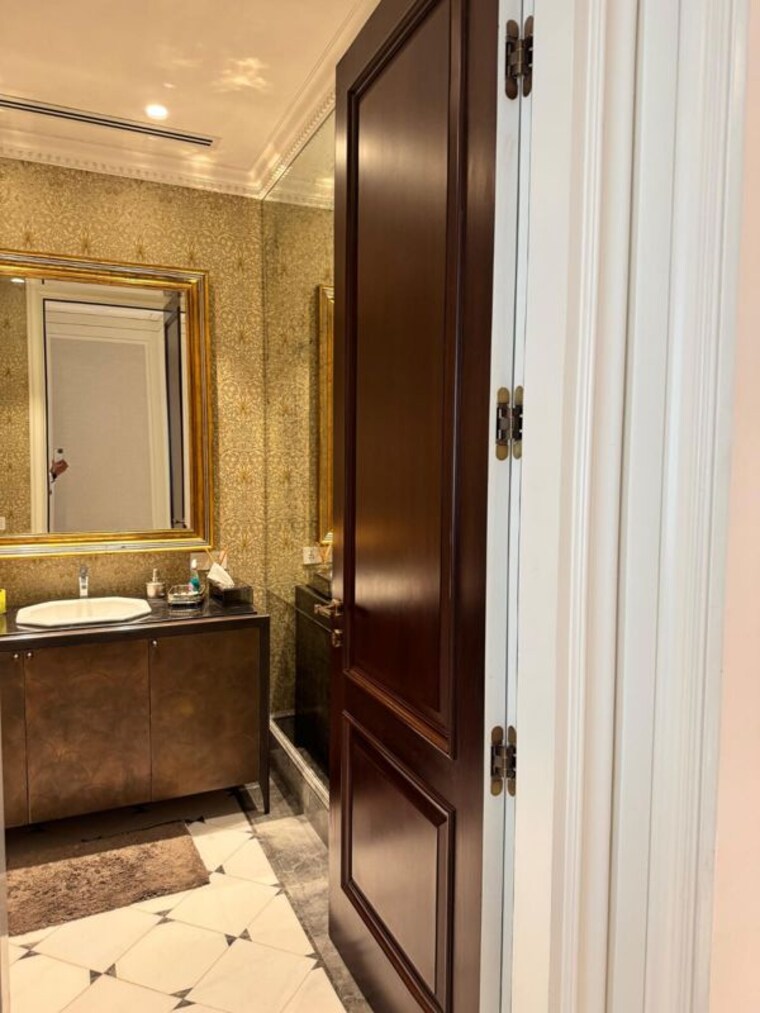 Attached Bathroom, conscient-heritage-max 4 Bedroom 2930 Sq.Ft. Apartment In Sector 102 Gurgaon 10605680