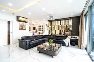 Living Room in 5 BHK Apartment at Oberoi Realty Esquire, Goregaon East – for Sale