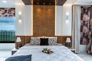 Bedroom in 5 BHK Apartment at Oberoi Realty Esquire, Goregaon East – for Sale