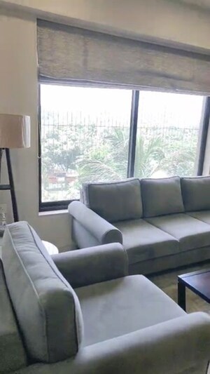Living Room in 2 BHK Apartment at Chembur – for Rent