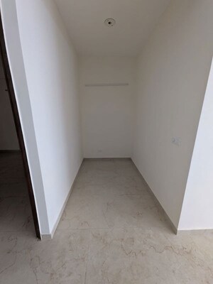 Room in 4 BHK Builder Floor at SS Linden, Sector 84 – for Rent