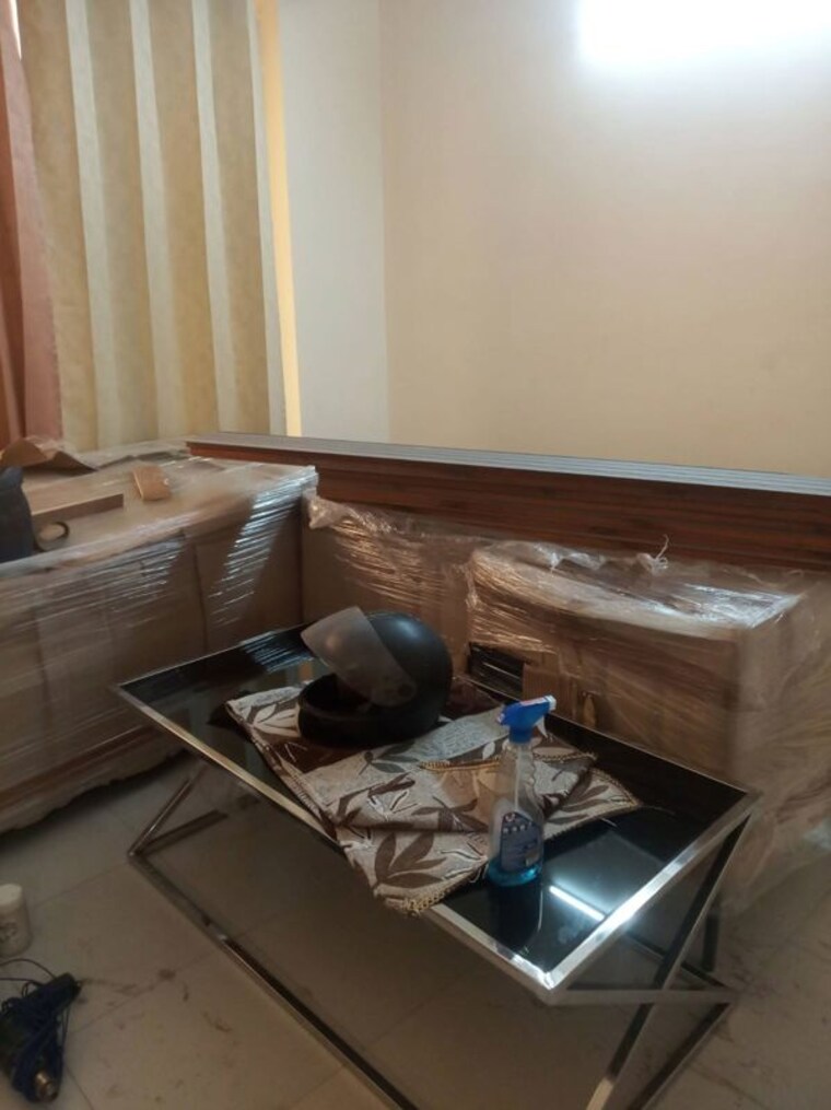 Living Room, bptp-park-grandeura 3 Bedroom 2353 Sq.Ft. Apartment In Sector 82 Faridabad 10606328
