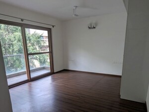 Room in 3.5 BHK Apartment at PCOC Lanai, Koramangala – for Rent
