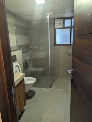 Bathroom in 3.5 BHK Apartment at PCOC Lanai, Koramangala – for Rent