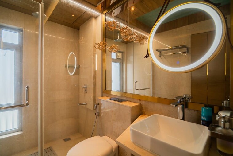 Bathroom, oberoi-realty-esquire 4 Bedroom 2053 Sq.Ft. Apartment In Goregaon East Mumbai 10606355