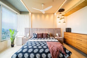 Bedroom in 4 BHK Apartment at Oberoi Realty Esquire, Goregaon East – for Sale
