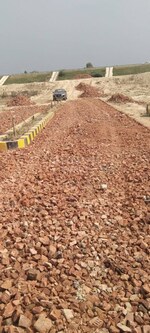 270 Sq.Yd. Plot in Bandaraviryal
