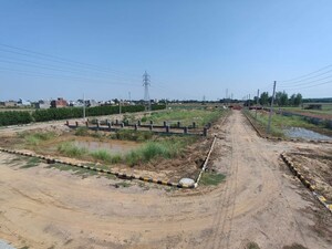  Plot For Sale in Arcadia Park East, Central Kharar