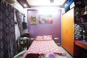 Bedroom in 2 BHK Apartment at Motera – for Sale