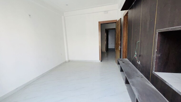 Room, vaidpura 3.5 Bedroom 2525 Sq.Ft. Villa In Vaidpura Greater Noida 10606370