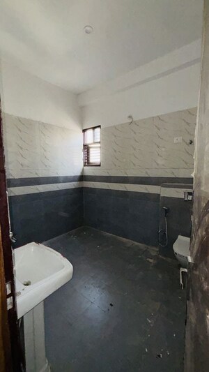 Bathroom in 3.5 BHK Villa at Vaidpura – for Sale