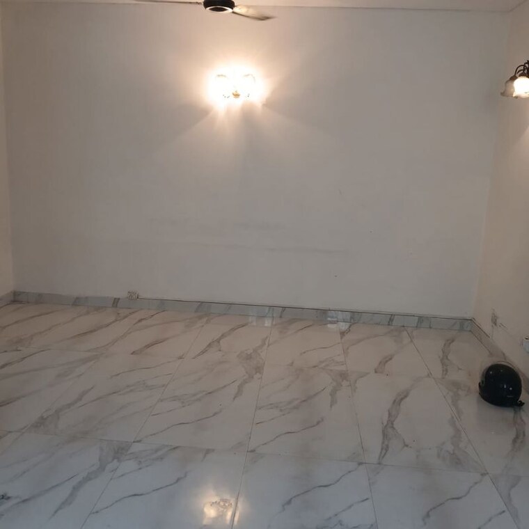 Room, greater kailash ii 2 Bedroom 130 Sq.Yd. Independent House In Greater Kailash ii Delhi 10606369
