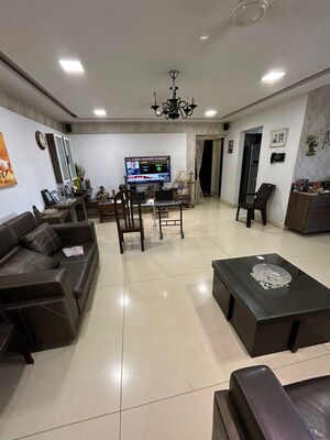 Living Room in 3 BHK Apartment at Chembur – for Rent