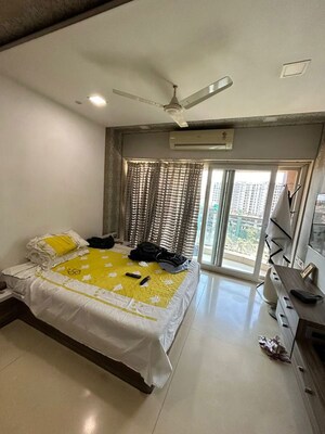Bedroom in 3 BHK Apartment at Chembur – for Rent