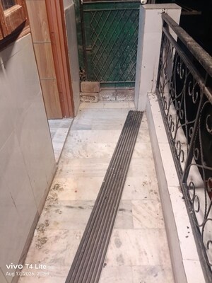 Balcony in 1 BHK Builder Floor at Panchsheel Vihar – for Rent