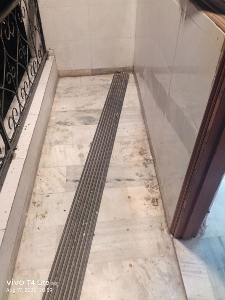 Balcony, panchsheel vihar 1 Bedroom 50 Sq.Yd. Builder Floor In Panchsheel Vihar Delhi 10606402