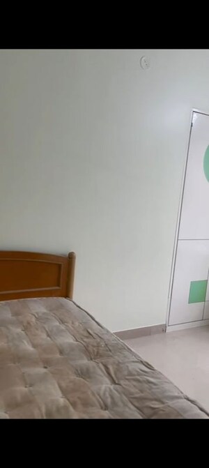 Furnished Amenities in 2 BHK Apartment at Varun Garden, Ghodbunder Road – for Rent