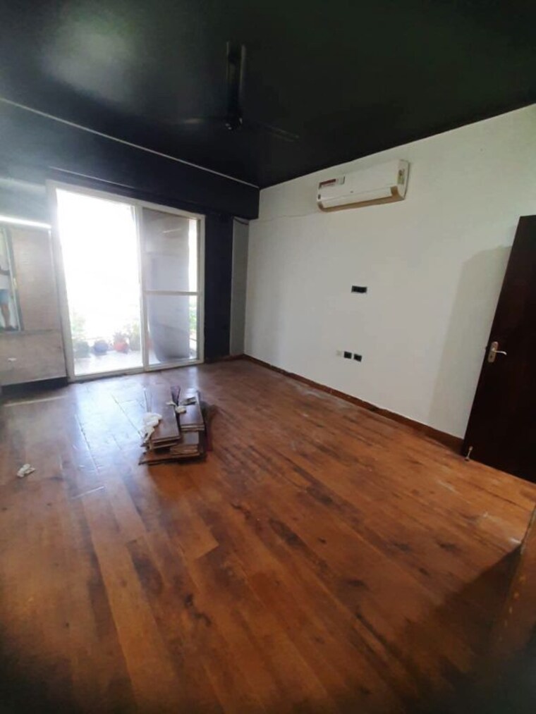 Room, ardee-city-palm-grove-heights 3.5 Bedroom 2260 Sq.Ft. Apartment In Sector 52 Gurgaon 10606446
