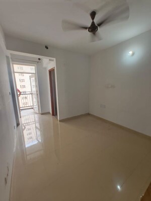 Room in 1 BHK Apartment at Adani Aangan, Sector 89a – for Rent