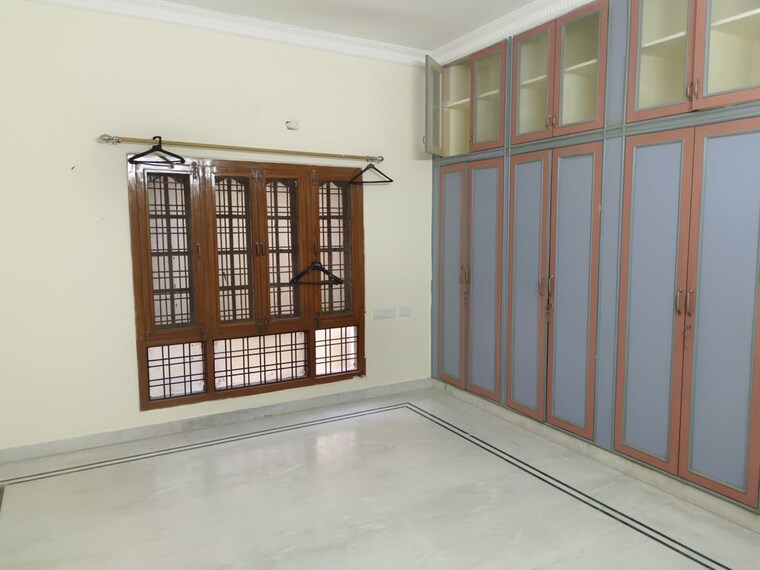 Room, jubilee hills 6+ Bedroom 7000 Sq.Ft. Independent House In Jubilee Hills Hyderabad 10590179