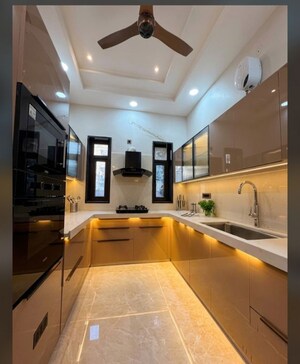 Kitchen in 4 BHK Villa at Chitrakoot – for Sale