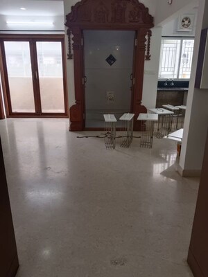 Room in 3 BHK Builder Floor at 5th Block – for Rent