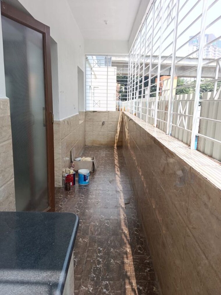 Balcony, 5th block 3 Bedroom 2000 Sq.Ft. Builder Floor In 5th Block Bangalore 10606457