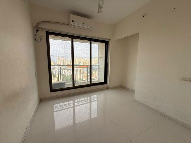 Room, spring-hills 2.5 Bedroom 800 Sq.Ft. Apartment In Manpada Thane 10606475